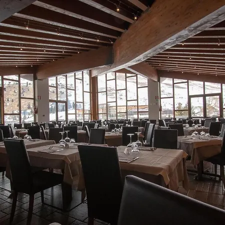 Hotel Piandineve Passo del Tonale