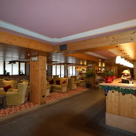 Hotel Piandineve