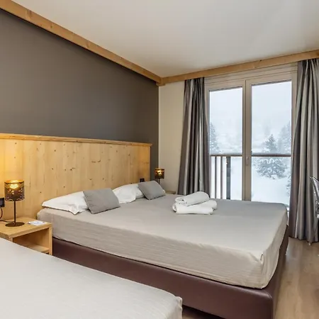 Piandineve Hotel